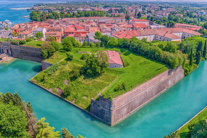 Peschiera Walking Tour- Passeggiata nella storia - From Venetian defenses to the Austrian military district