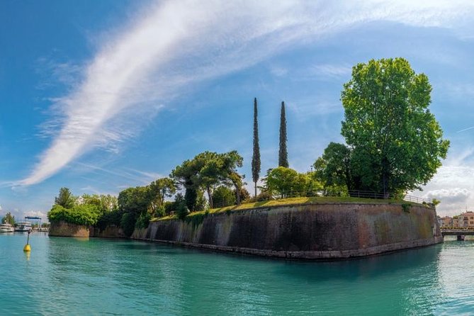 Peschiera Walking Tour- Passeggiata nella storia - How much value do you get for $51.59?