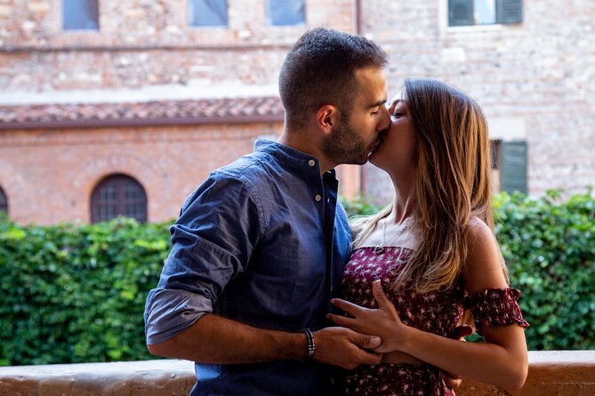 Photo Shoot in Verona: Capture Your Love Story in Pictures - Key points to know before booking