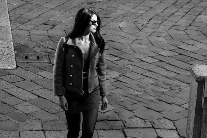 Photo Shoot in Verona: Capture Your Love Story in Pictures - Who will get the most from this experience