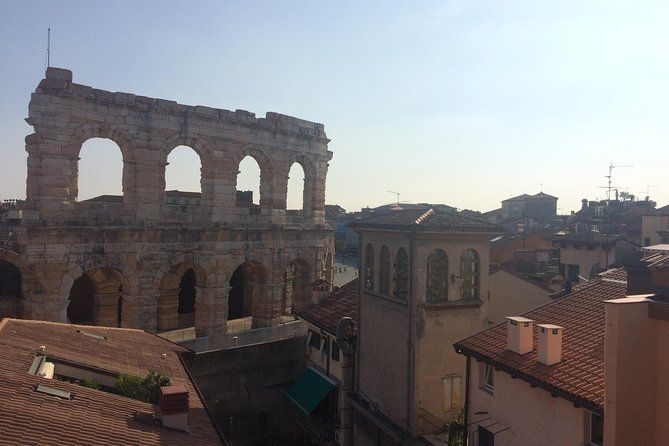 Photo Shoot in Verona: Capture Your Love Story in Pictures - Practical questions to ask before the camera comes out