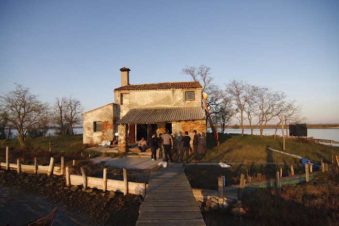 Private 4 hours North Lagoon: Traditional Venetian Boat Tour - The Boat, Group Size, and Comfort