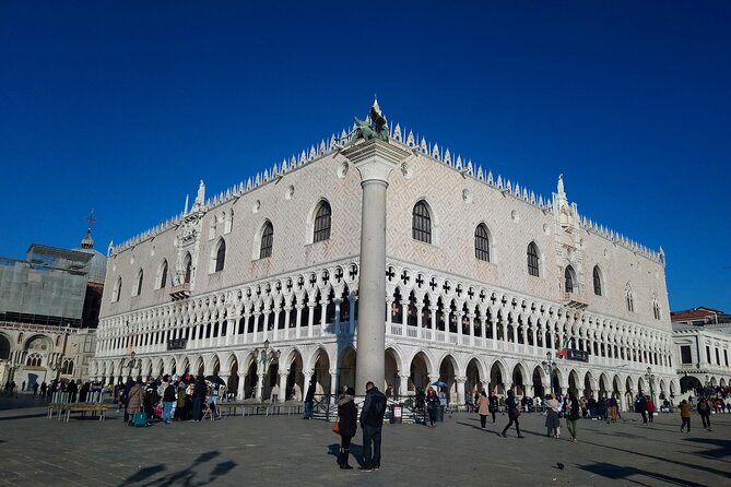 Private 4hrs Venice Tour: Doge's Palace, Grand Canal & St Mark's - Guides, pacing, and the private format
