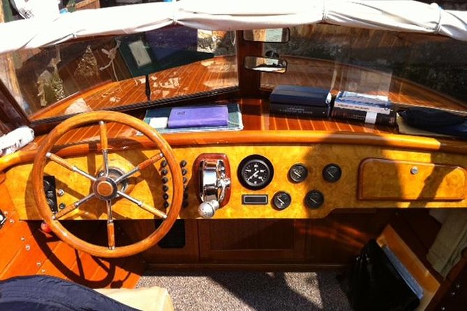 Private Arrival Transfer from Marco Polo Airport to Venice - Why this is such a striking way to enter Venice