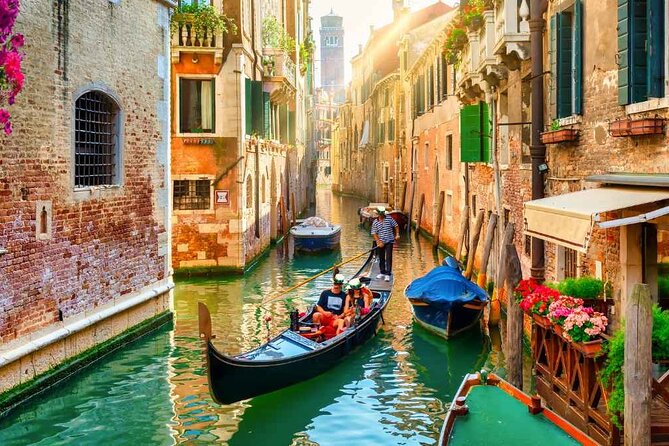 Private Arrival Transfer: Venice Marco Polo Airport - Luggage, children, and practical limits