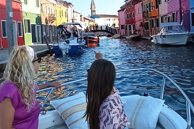 Private Boat Tour to Murano, Burano and Torcello - The guide makes the difference