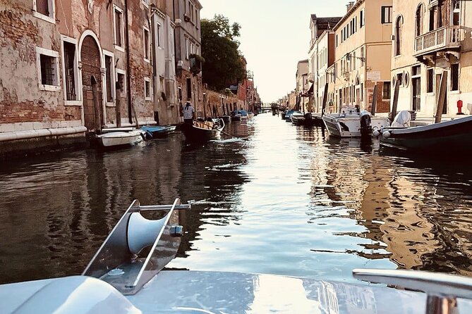 Private Boat Tour with Skipper Sailing the Lagoon of Venice Italy - Starting from S. Giobbe in Venice