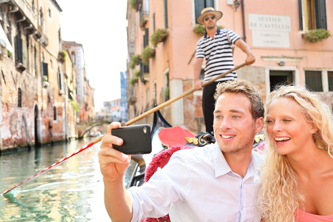 Private Crafted Gondola Ride on the Grand Canal - Romance, weather, and the best time to ride