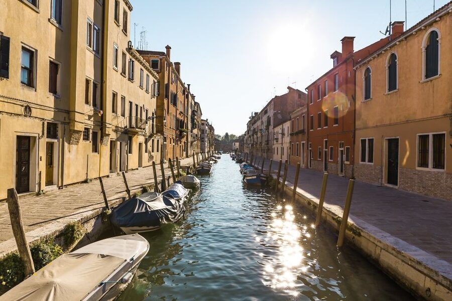 Private Cruise: Venice Viewed by the Water - Why Venice looks different from a private boat