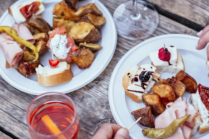 Private Drinks & Bites in Cannaregio Tour - Starting at Campo S.S. Apostoli