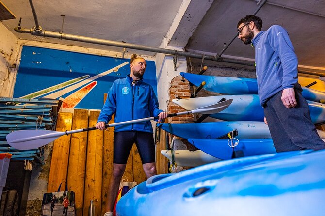 Private Family Kayaking Tour: Discovering Venice - Equipment, clothing, and physical requirements