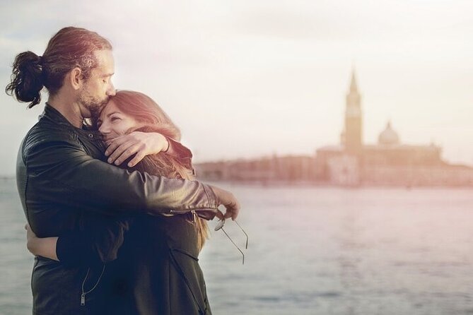Private Gondola Ride and Photoshoot - Starting at St. Mark’s Square