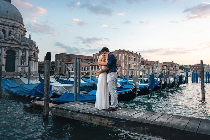 Private Photo Shoot & walking tour - Is $636.68 per person good value?