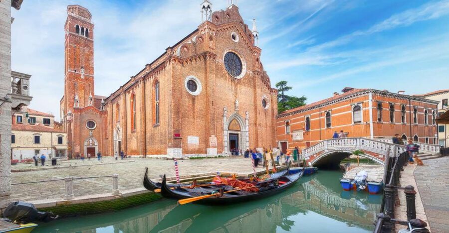 Private tour Rialto area and Frari Church 2-Hour Tour - Starting at Campo San Luca, not at Rialto