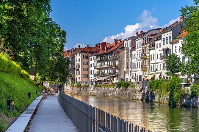 Private Tour to Slovenia from Trieste - The guide question matters more than the vehicle