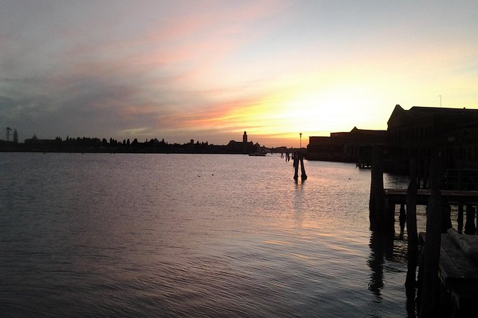 Private Tour: Venice Walk, Gondola, and Private Boat Tour ending on Murano Island with Venetian Lunch and Glass Factory Visit - Private guiding makes the day easier to shape