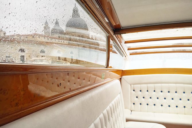 Private transfer from hotel in Venice To VCE airport - Leaving Venice by Private Water Taxi