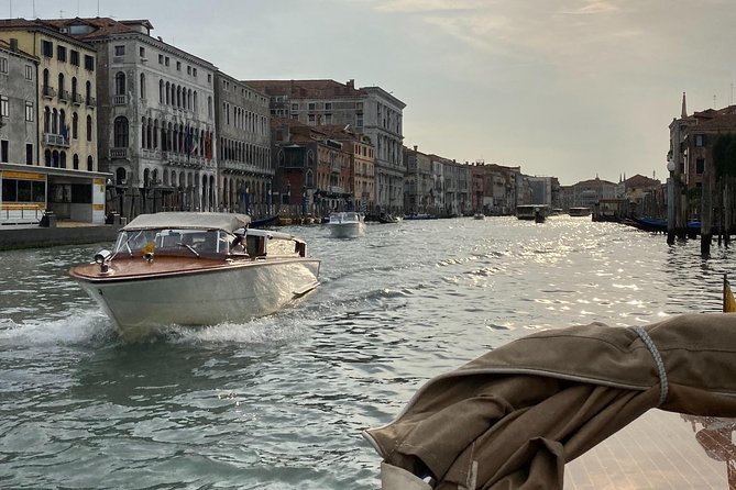 Private transfer from hotel in Venice To VCE airport - Communication Before Pickup
