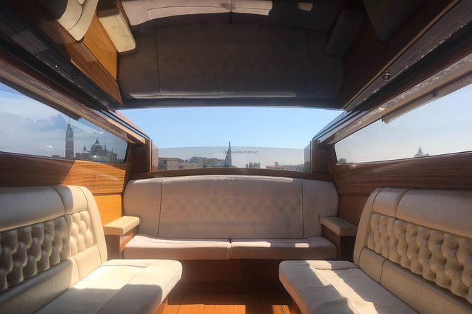 Private transfer from hotel in Venice To VCE airport - Who Gets the Most From This Service