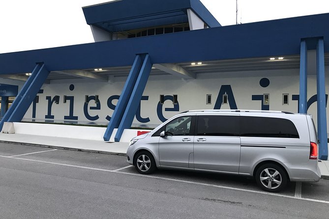 Private Transfer from Trieste to Venice Airport / Venice City - Inside the Mercedes V-Class