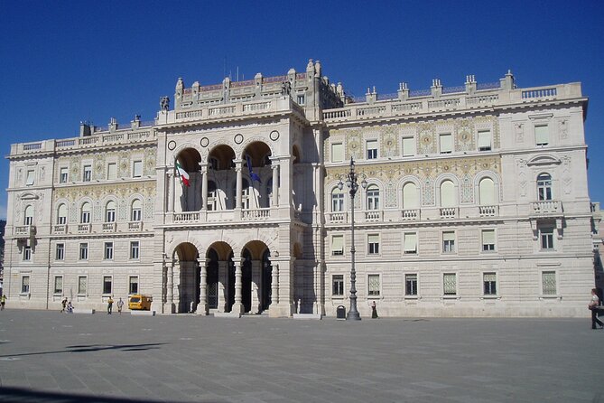 Private Trieste Sightseeing Tour - Roman Trieste in three compact stops