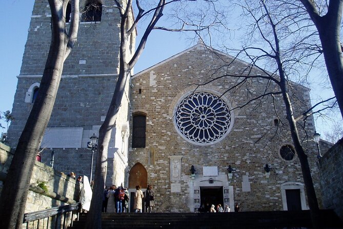 Private Trieste Sightseeing Tour - Borsa Vecchia and the Theresian district
