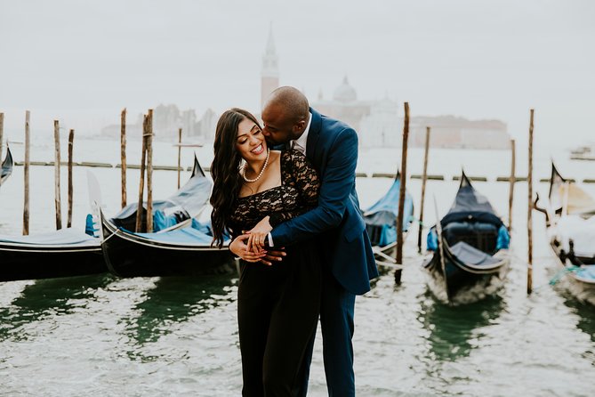 Private Vacation Photography Session with Local Photographer in Venice - Punta della Dogana and the Grand Canal views