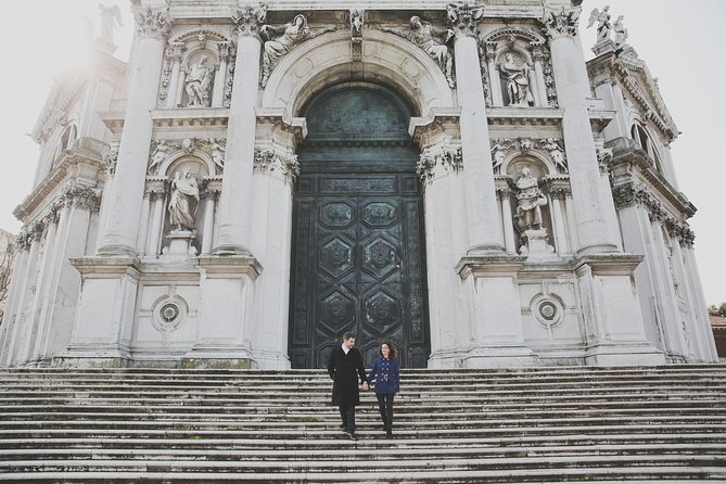Private Vacation Photography Session with Local Photographer in Venice - What the hour feels like in practice