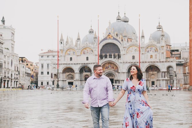 Private Vacation Photography Session with Local Photographer in Venice - Meeting your photographer in Venice