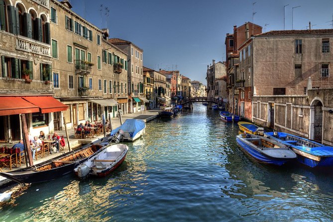 Private Venice Canal Cruise: 2-Hour Grand Canal and Secret Canals - Cannaregio and the quieter canal network