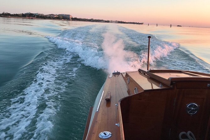 Private Venice Lagoon Boat Tour (7 hours) - A garden island and a local beach