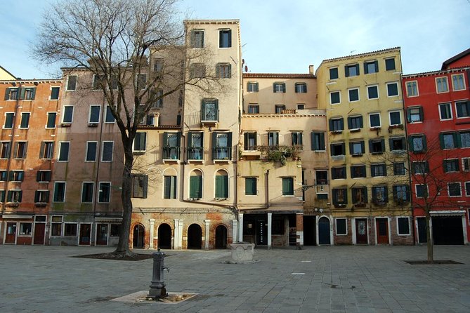 Private Walking Tour: Cannaregio and the Jewish Ghetto - Timing your visit around the synagogues