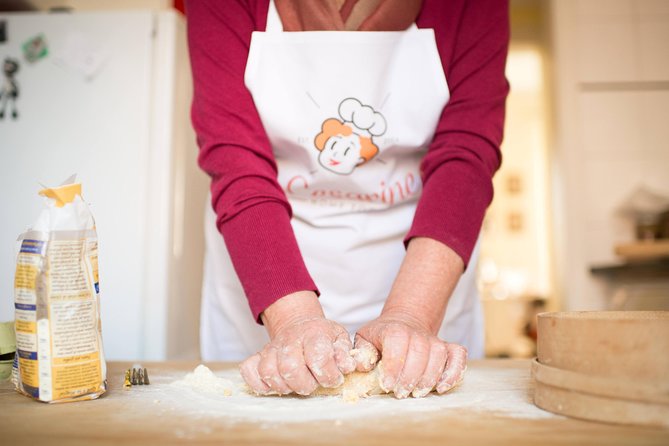 Prosecco and Pasta Making Class at Local's Home in Verona - From flour to three pasta dishes