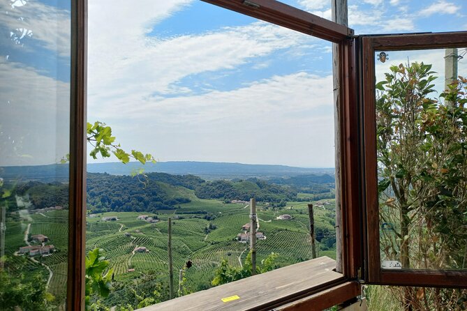 Prosecco Hills Day Trip from Venice & Treviso: 2 Wineries - Lunch, snacks, and what the price really covers