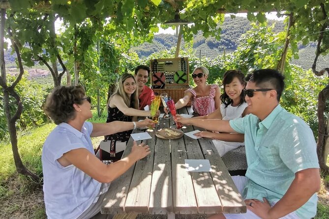 Prosecco Hills Wine and Cheese Gourmet Discovery - Small group size and guide quality