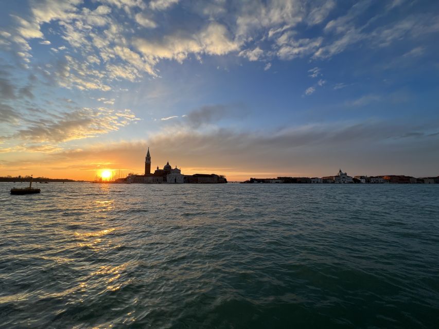 Punta Sabbioni - Venice at Sunset: Boat Tour with Aperitif - What the limited free time means for your plans
