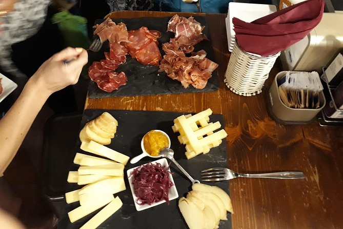 Rialto Food Tour With View - Food, Wine, and the Ease of Having Monica Order