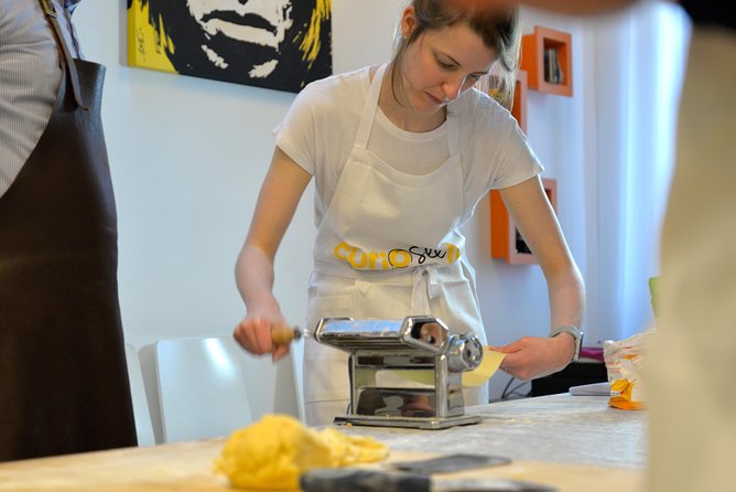 Rialto Market Tour with Hands on Cooking Class, Wine & Tiramisu - Making Tiramisu First