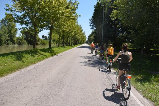 Riviera del Brenta Bike Tour - Stop One: Dolo’s Squero Monumentale