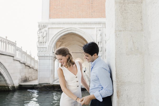 Romantic Photoshoot in Venice - Is $343.92 a Fair Price for Two?