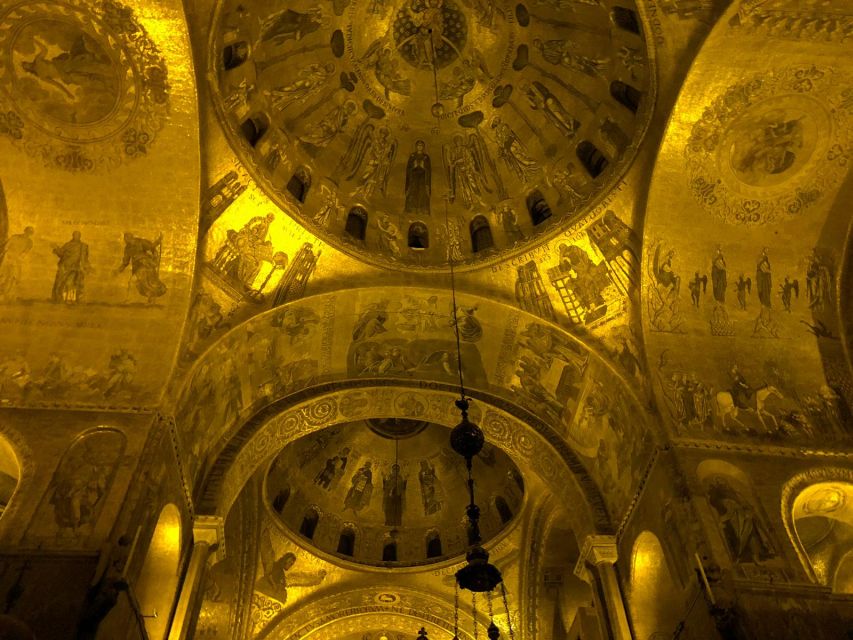 Saint Mark's and Doge's Palace: VIP After Hours Tour - Saint Mark’s Square after the crowds thin