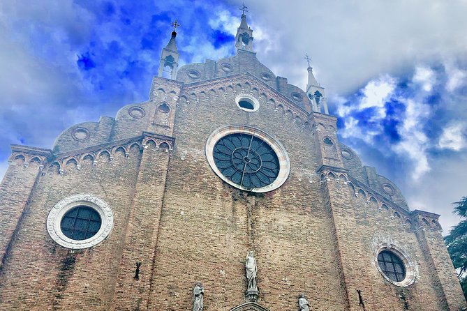 San Polo, Rialto & Frari: 2-Hour Private Walking Tour in Venice - Rialto Market, with context beyond the stalls