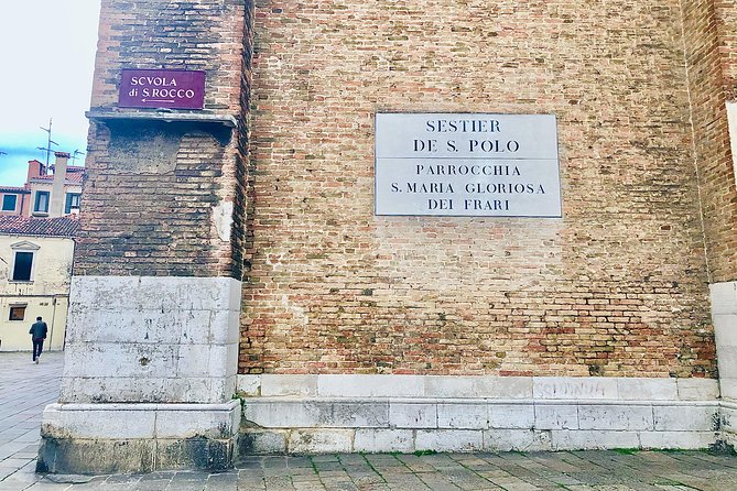 San Polo, Rialto & Frari: 2-Hour Private Walking Tour in Venice - Entering the Frari Basilica