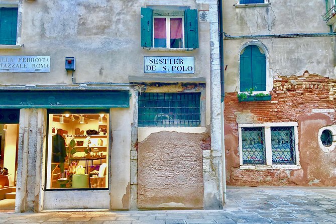 San Polo, Rialto & Frari: 2-Hour Private Walking Tour in Venice - Is $322.58 per person a fair price?