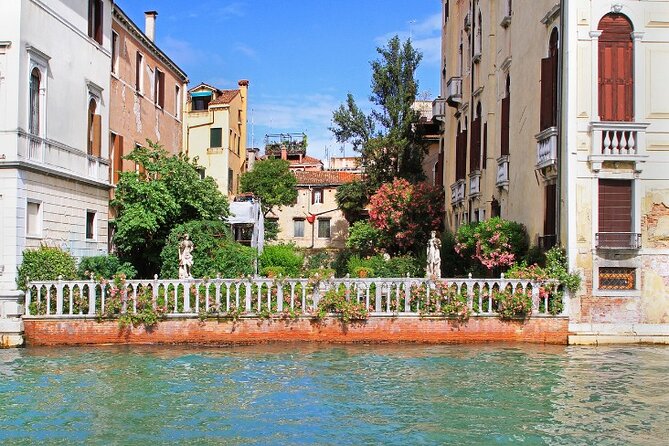 Secret Gardens of Venice Walking Tour - Starting in Cannaregio with a convent garden