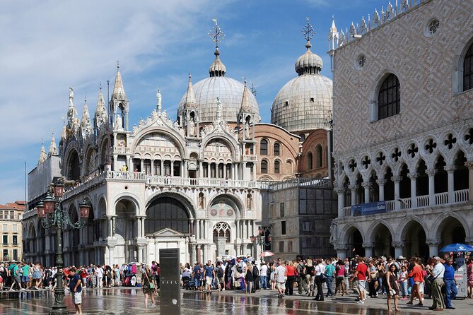 Skip-the-Line: Doge's Palace & St. Mark's Basilica Fully Guided Tour - The Bridge of Sighs and the prison route