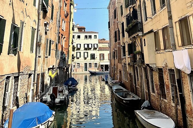 Small Group Tour Historical and Charming Venice Jewish Ghetto - Ending at Fondamenta dei Ormesini