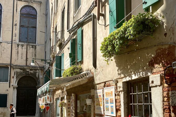 Small-Group Walking Tour of the Jewish Ghetto in Venice - What you get for $71.35