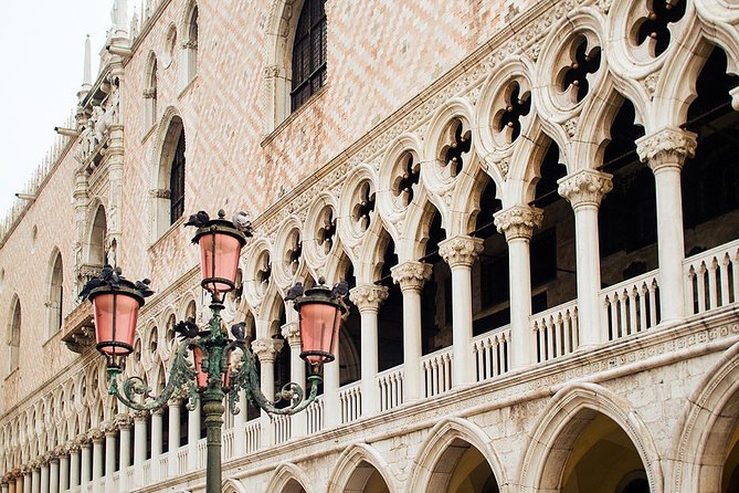 St Mark's Basilica & Doge's Palace with Secret Passages Access - Crossing the Bridge of Sighs