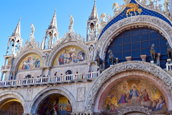 St. Mark’s Basilica Guided Tour with Venice Canals Gondola Ride - Under the Bridge of Sighs